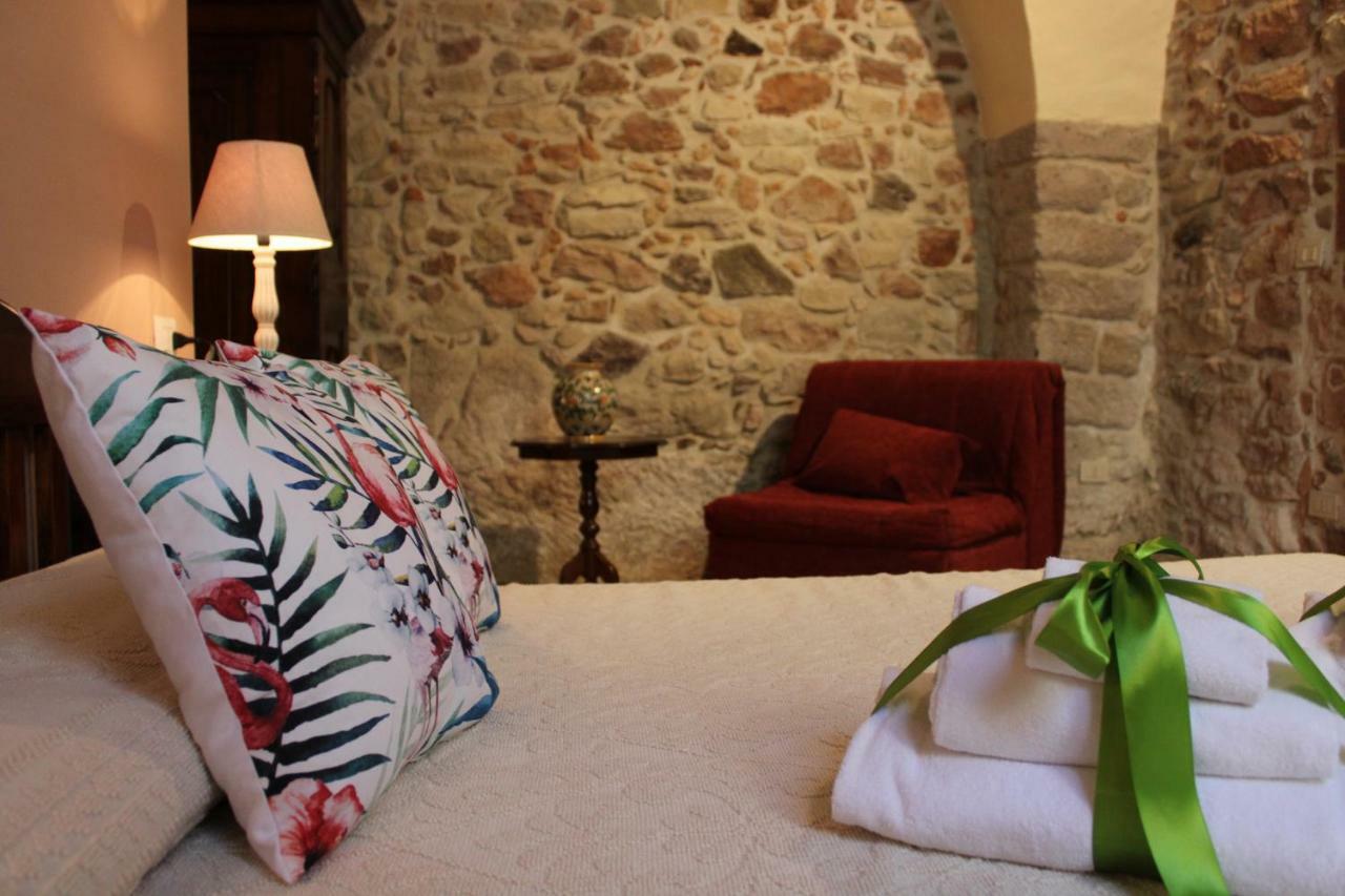 B&B S'Asilo Sardegna Banari ภายนอก รูปภาพ