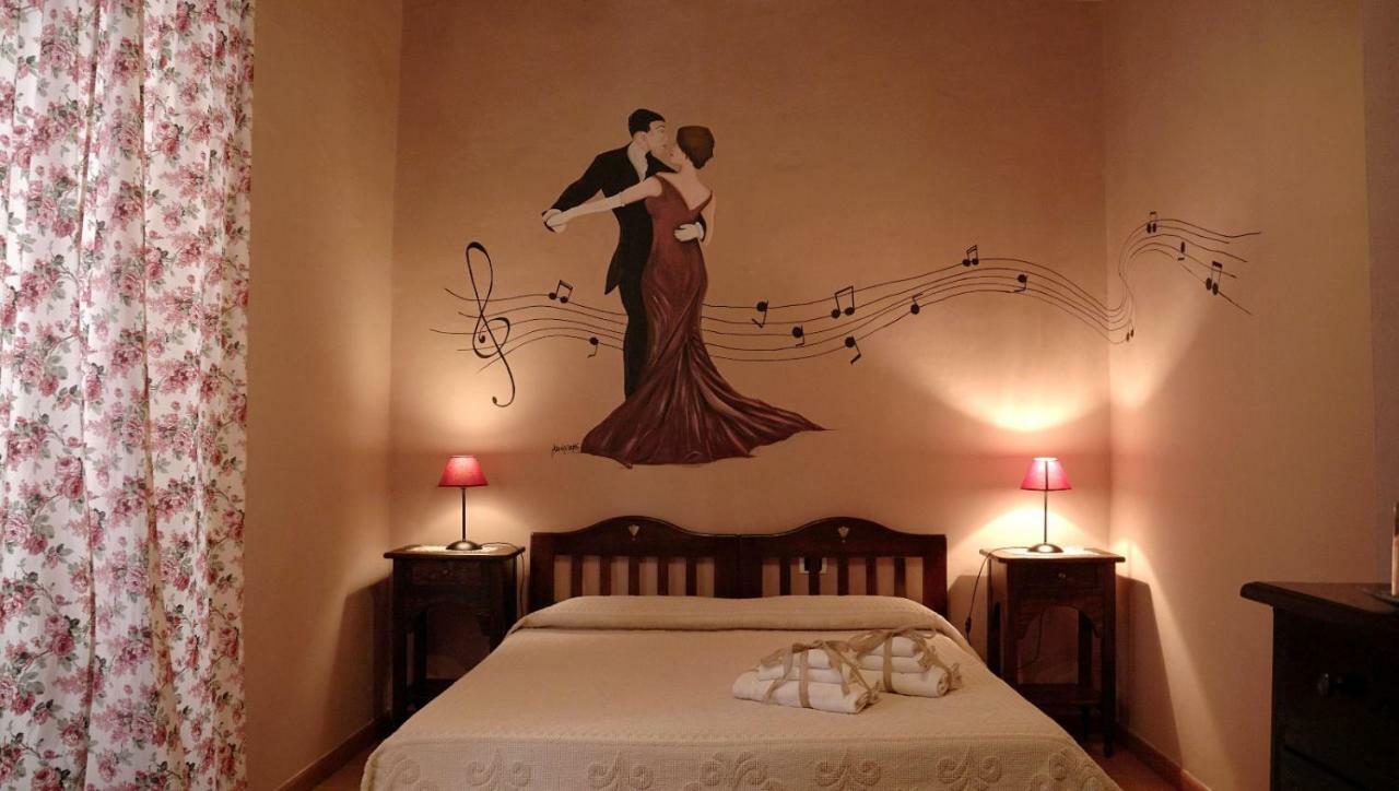B&B S'Asilo Sardegna Banari ภายนอก รูปภาพ
