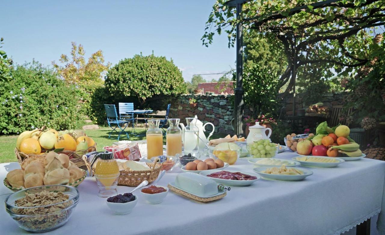 B&B S'Asilo Sardegna Banari ภายนอก รูปภาพ