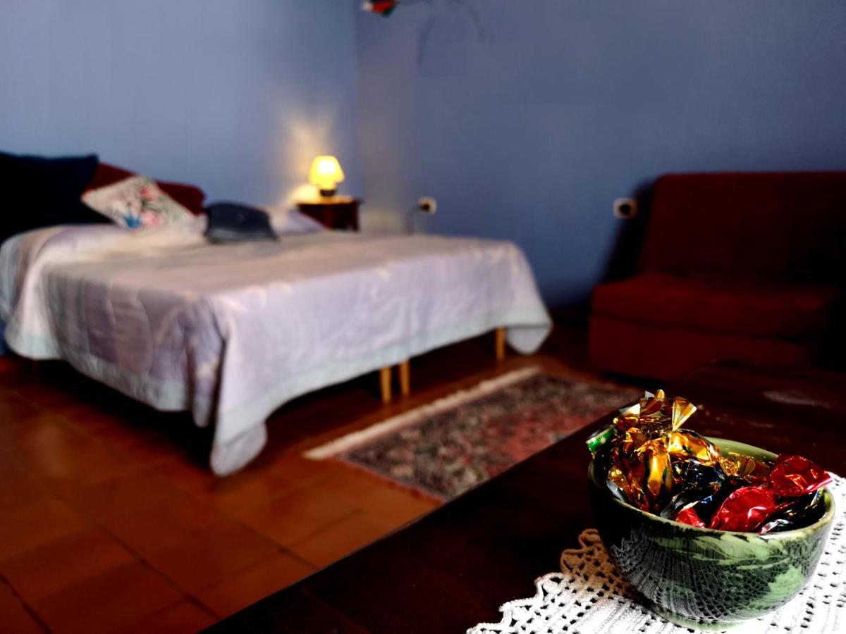 B&B S'Asilo Sardegna Banari ภายนอก รูปภาพ